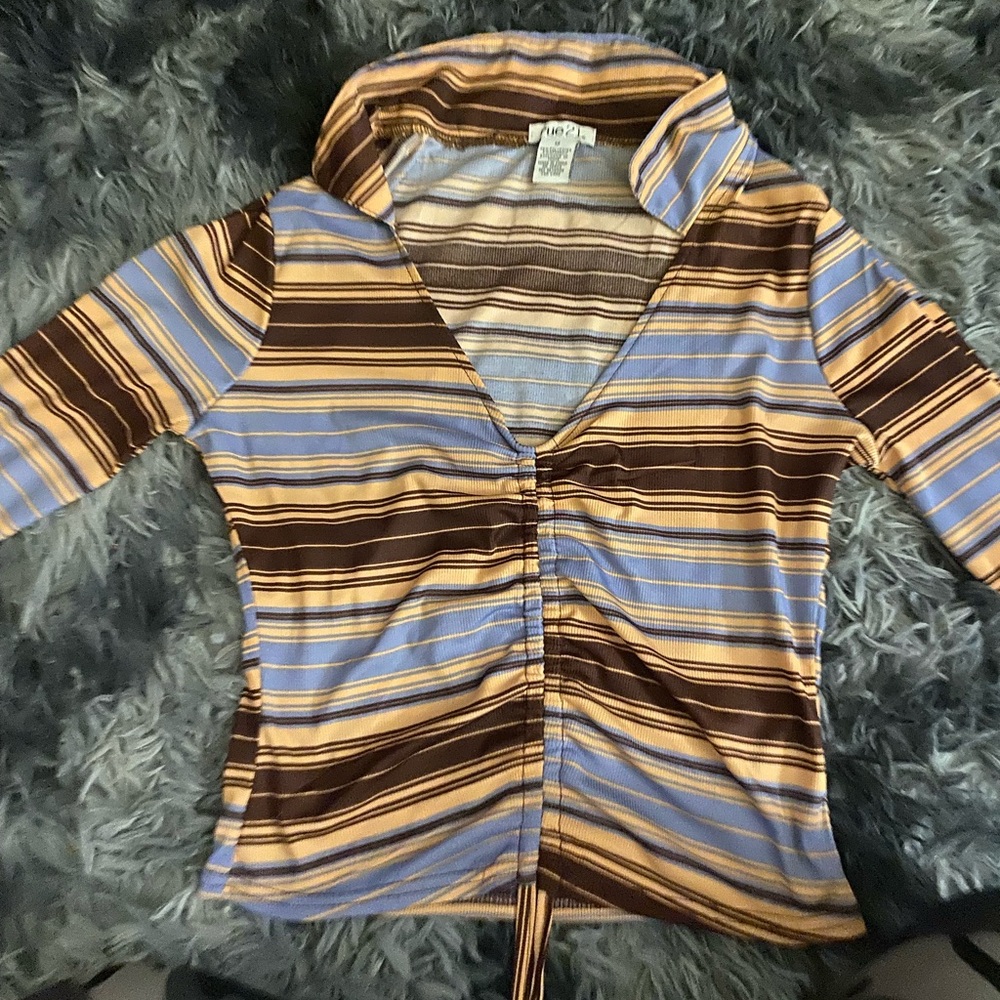 Long sleeve crop top